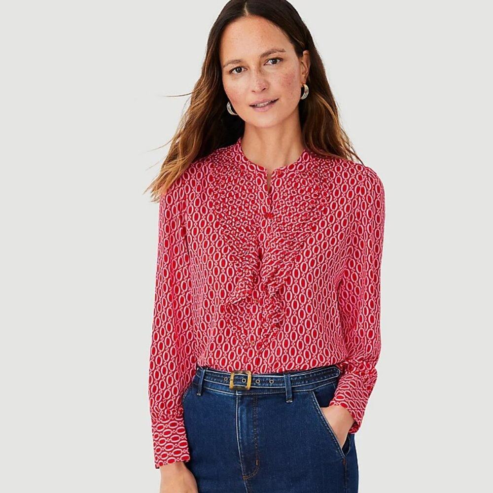 Ann Taylor Chain Print Pleated Top Blouse Red Crew Neck Long Sleeve Size XS NWT